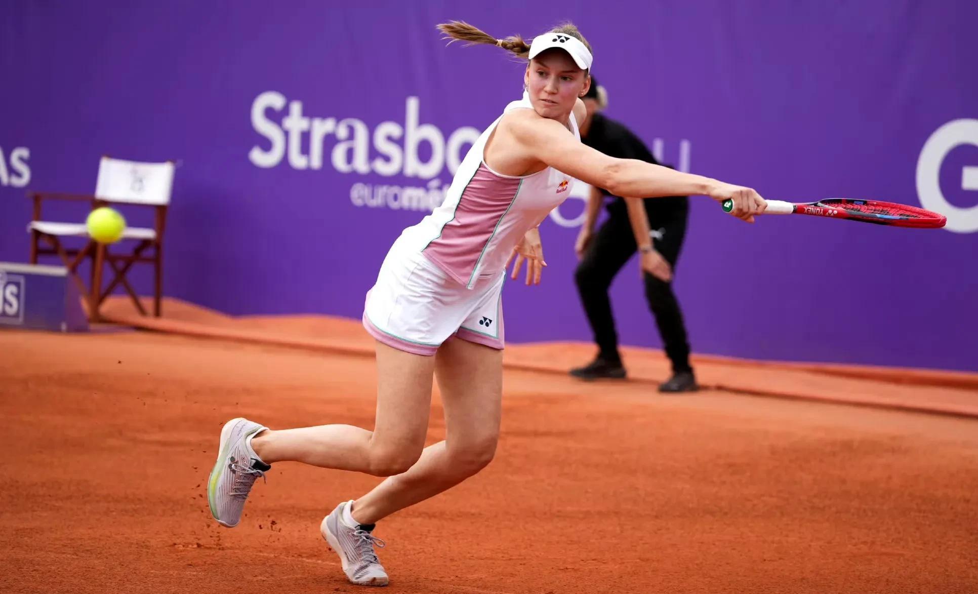 爱游戏官网首页 - 德约科维奇新星惊险取胜表现惊艳，独行侠未来可期！