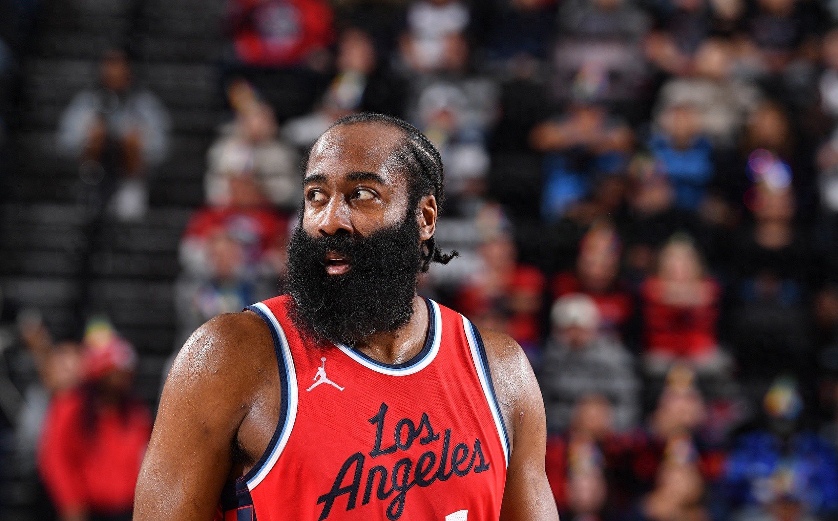 爱游戏官网平台入口 -哈登迎来五赛季高光表现，西班牙队球迷沸腾！的简单介绍